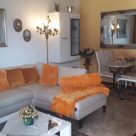 With Panoramic View & Terrace In Pino, Maggiore - Casa Roccia No 7 * Pino Lago Maggiore