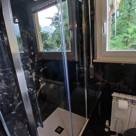 Apartment With Panoramic View & Terrace In Pino, Maggiore - Casa Roccia No 7 *