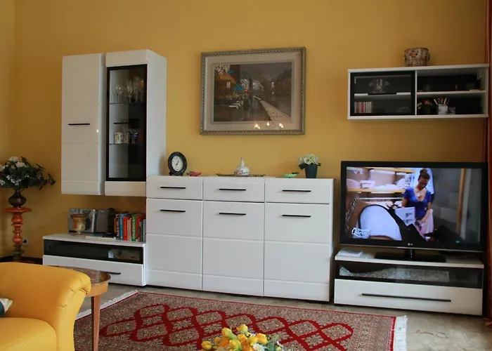 Apartment With Panoramic View & Terrace In Pino, Maggiore - Casa Roccia No 7 *